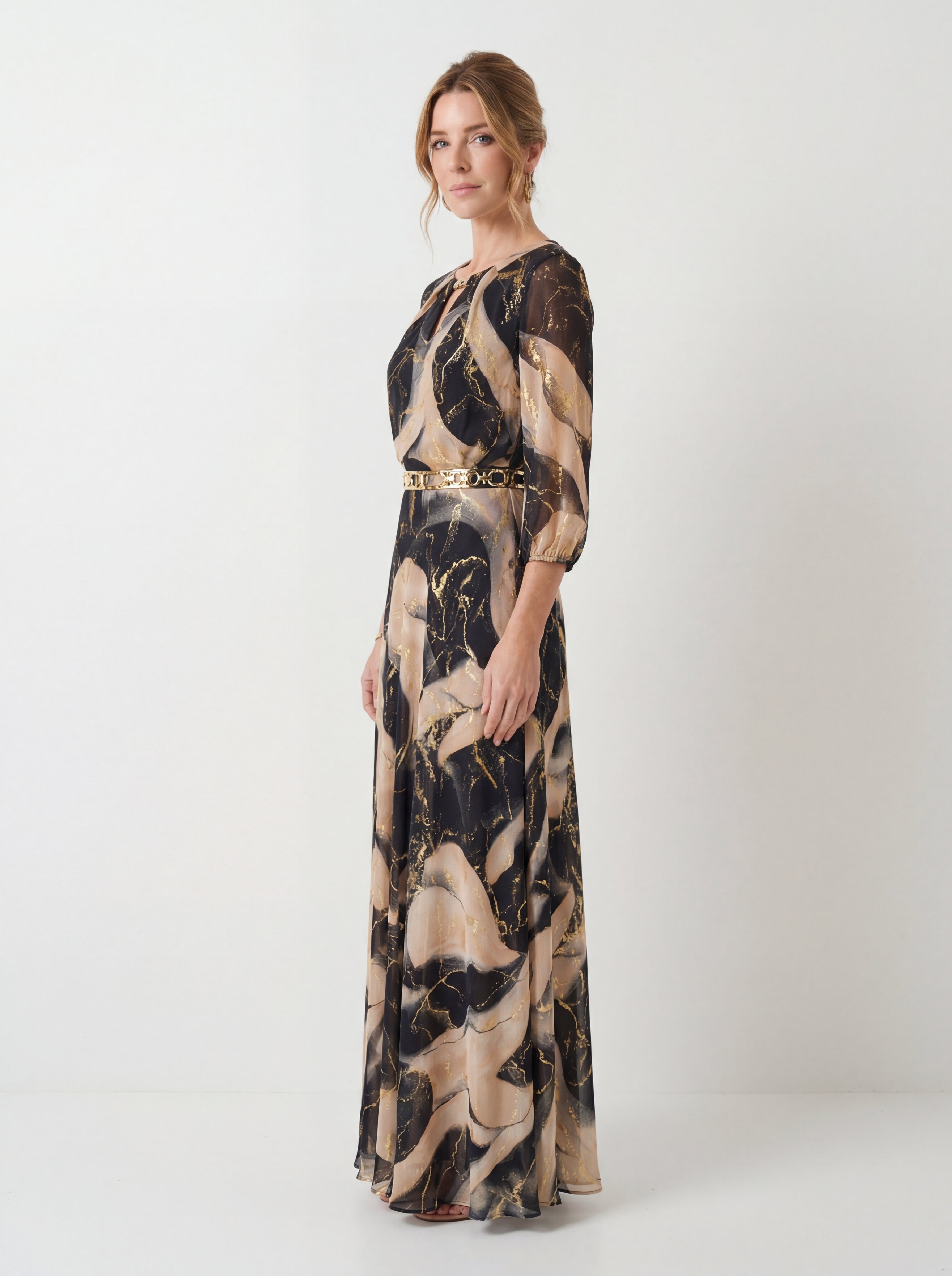 Klänning i Tryckt Gaze - Elegans och Sofistikering