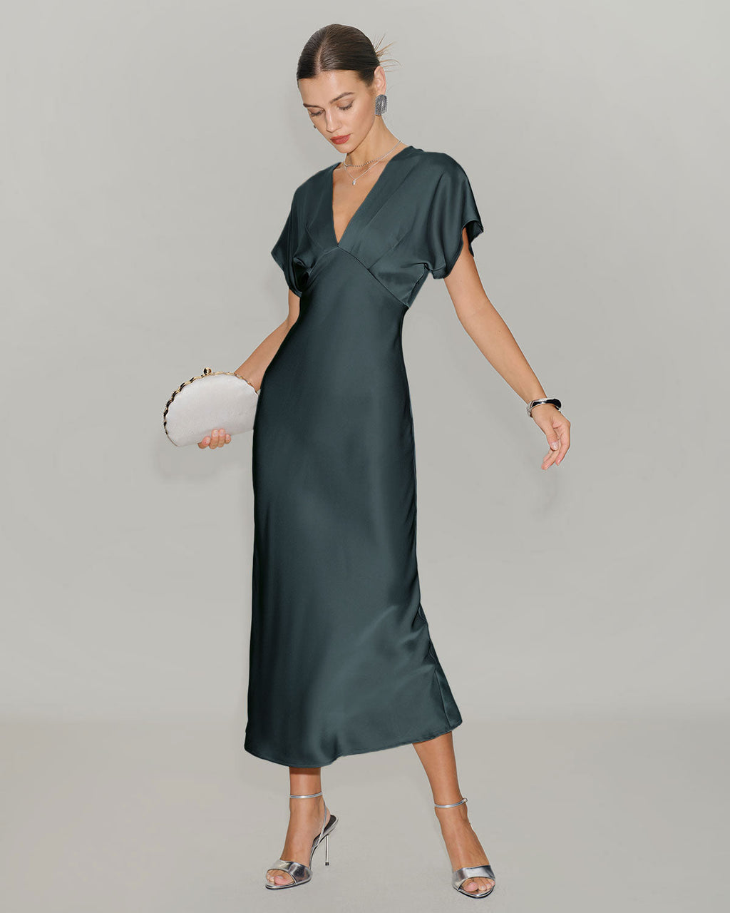 Grågrön Satin Cowl Sleeve Midi Klänning
