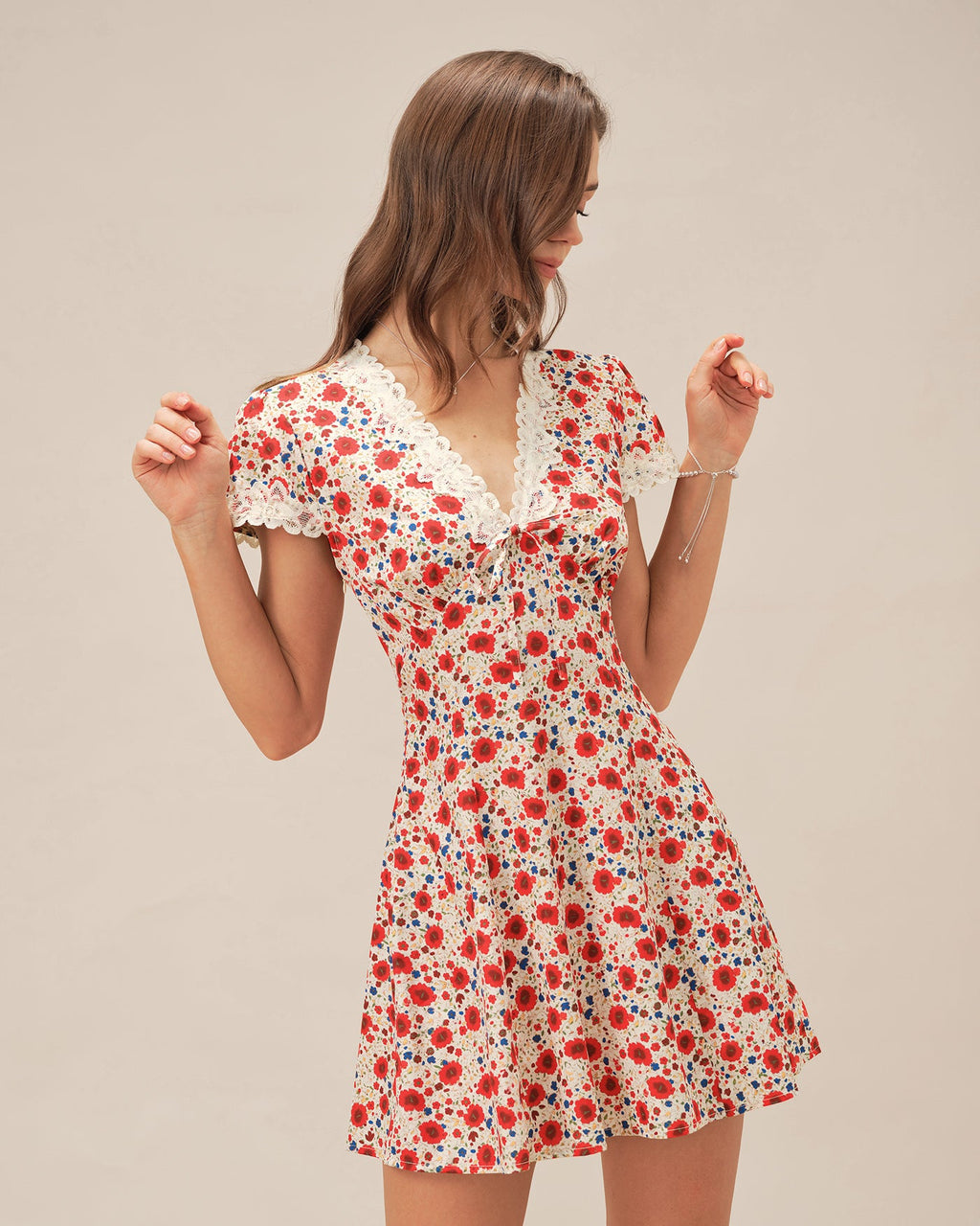 Röd V-ringad Blommig Spets Mini Klänning